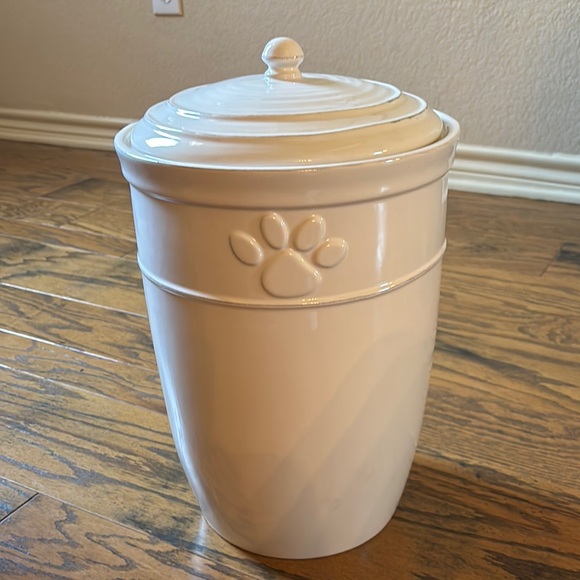 【Pottery Barn】国内発送 完売前に CAMBRIA PET FOOD CANISTER m_6830a80ae9c77da7ce96f9c4.jpg